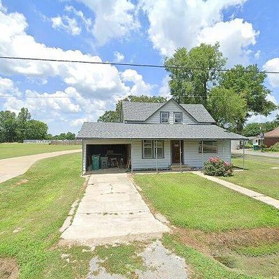 706 W Park Ave, Gillett, AR 72055