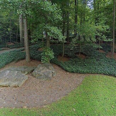 7065 Riverside Dr, Atlanta, GA 30328