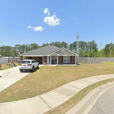 707 Auburn Cv, Hinesville, GA 31313