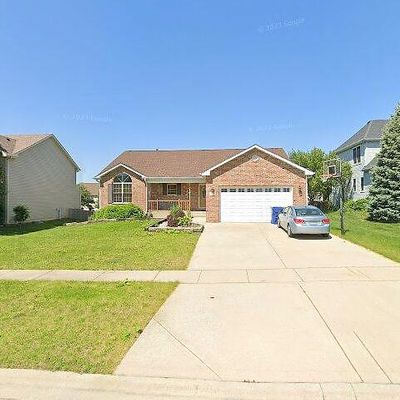 711 Clifford Dr, Minooka, IL 60447