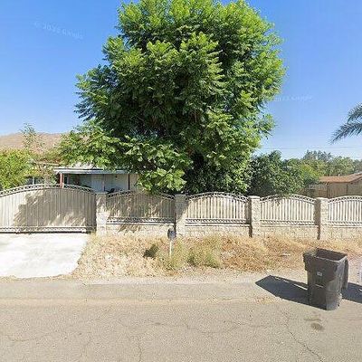 7171 Hunt Ave, Jurupa Valley, CA 92509