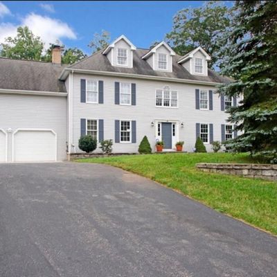 6 Chatterton Woods, Hamden, CT 06518