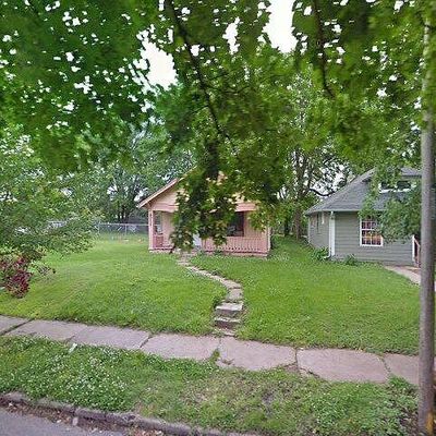 6011 Harrison St, Kansas City, MO 64110