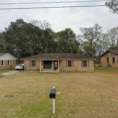 602 Masterson Ave, Chickasaw, AL 36611