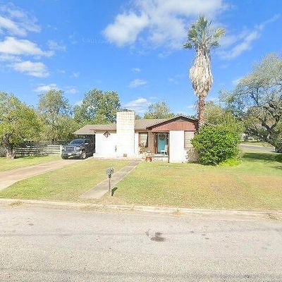 604 2 Nd St, Cuero, TX 77954