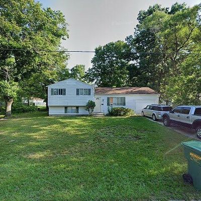 606 Chestnut St, Dowagiac, MI 49047