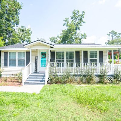 606 Linwood Dr, Waycross, GA 31501