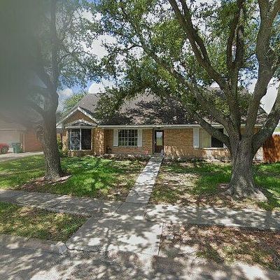 608 Glenmore Dr, Pasadena, TX 77503