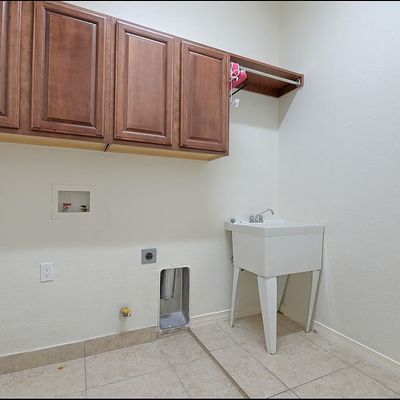 6082 Via De Los Arboles, El Paso, TX 79932