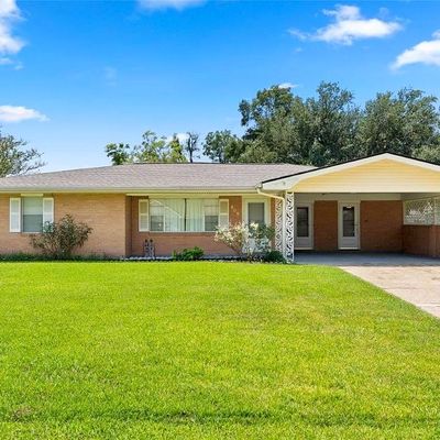 609 Dolby St, Lake Charles, LA 70605