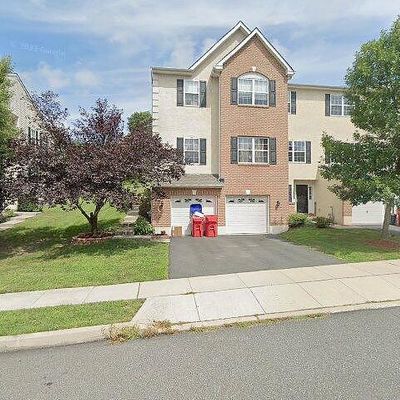 61 Stone Hill Dr, Pottstown, PA 19464