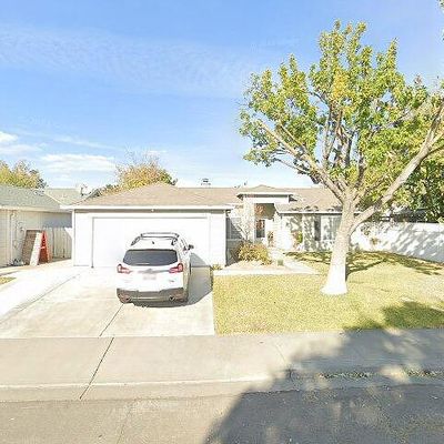 611 Foxglove Ave, Newman, CA 95360