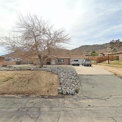 61253 Navajo Trl, Joshua Tree, CA 92252