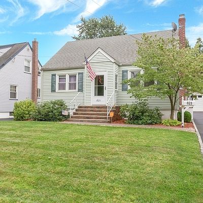 621 Cranford Ave, Kenilworth, NJ 07033