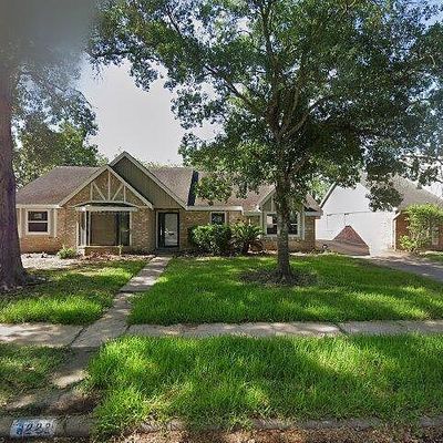 6222 Bankside Dr, Houston, TX 77096