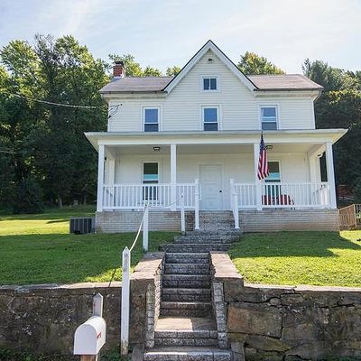 6227 Clevelandtown Rd, Boonsboro, MD 21713