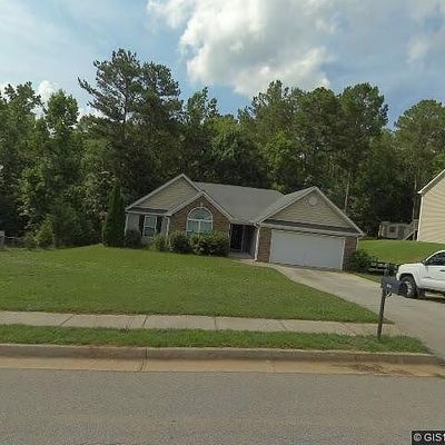 625 Ragan Ct, Social Circle, GA 30025