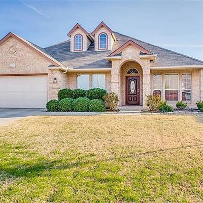 63 Lucas Ln, Fort Worth, TX 76134