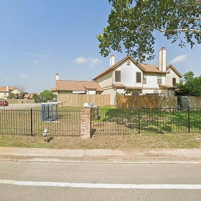 7880 Micron Dr #805, San Antonio, TX 78251