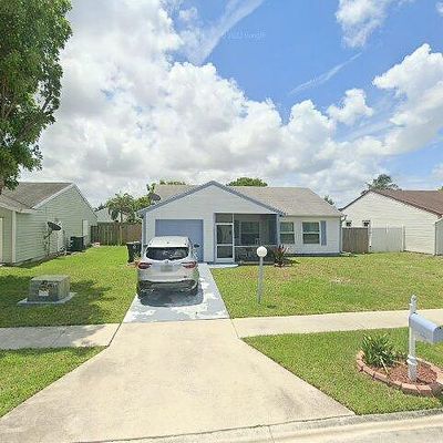 7886 Blairwood Cir S, Lake Worth, FL 33467