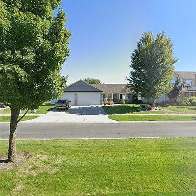 7948 N Carrington Ln, Coeur D Alene, ID 83815