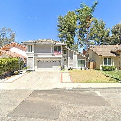 8 Hunter Point Rd, Pomona, CA 91766