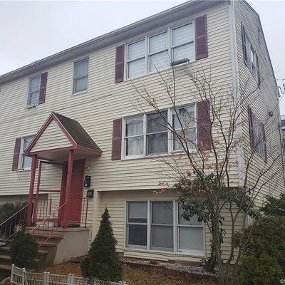 8 Leete St, West Haven, CT 06516