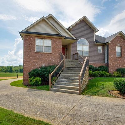 800 Colin Ct, Clarksville, TN 37043