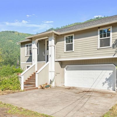 801 King Valley Dr, Maple Falls, WA 98266