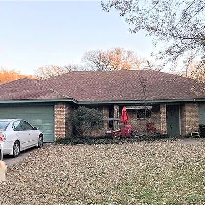 802 Holly Hill Rd, Mineral Wells, TX 76067