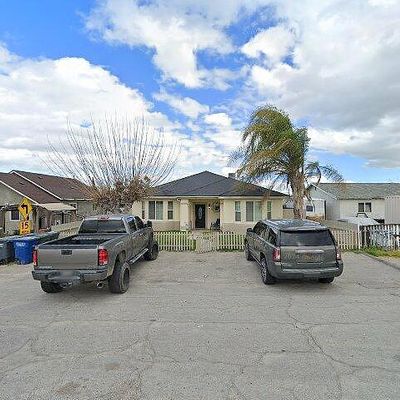 806 Pierce St, Taft, CA 93268