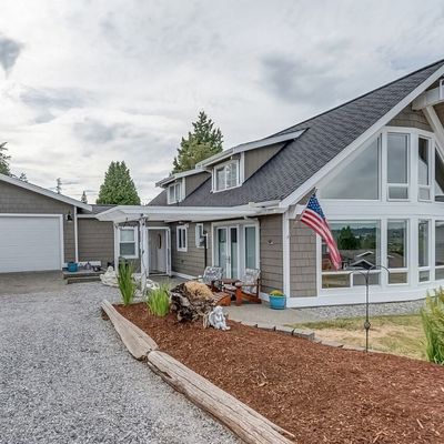 8073 Niska Rd, Blaine, WA 98230