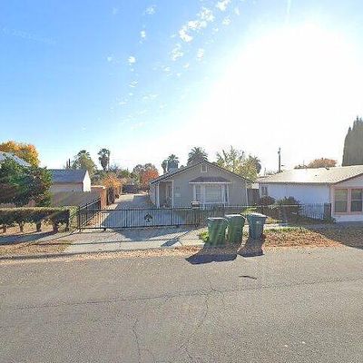 809 South St, Corning, CA 96021