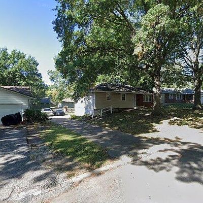 810 N Yuma Ave, Independence, MO 64056