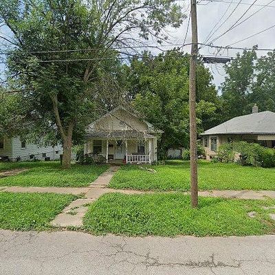 810 N Fuller St, Independence, MO 64050