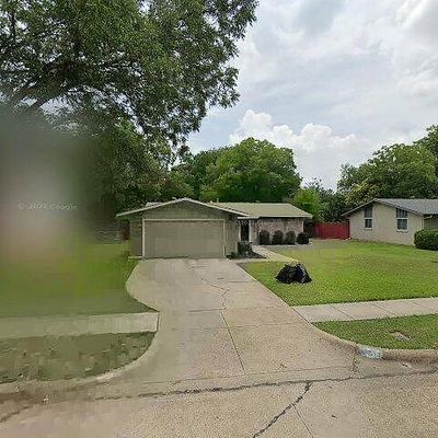 811 Brentwood Ln, Richardson, TX 75080