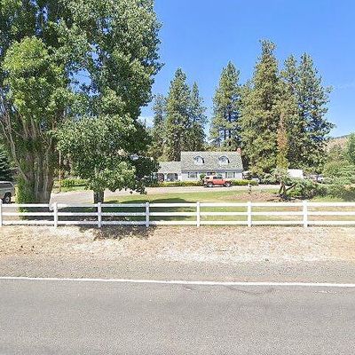 811 Pine Grove Rd, Klamath Falls, OR 97603