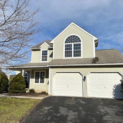 815 8 Th Ave, Parkesburg, PA 19365