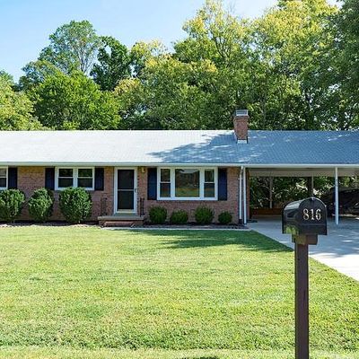 816 Cresthill Rd, Fredericksburg, VA 22405