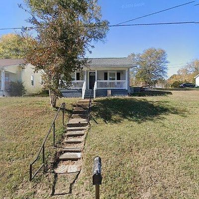 820 Medaris St, Clinton, TN 37716