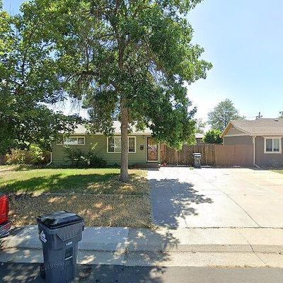 820 Oswego St, Aurora, CO 80010