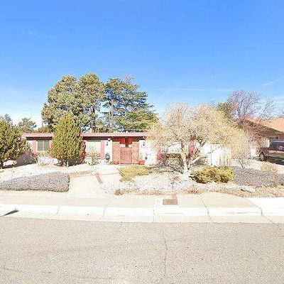 8201 Harwood Ave Ne, Albuquerque, NM 87110