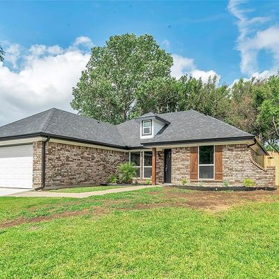 8233 April Ln, Watauga, TX 76148