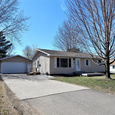 825 7 Th St Sw, Pine City, MN 55063