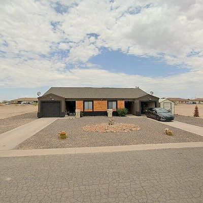 8268 W Magnum Dr, Arizona City, AZ 85123