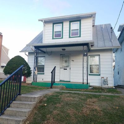 827 N College St, Carlisle, PA 17013