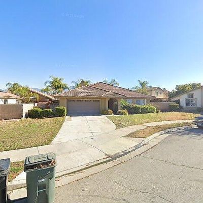 828 Coramdeo Ct, Hemet, CA 92543