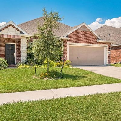 8315 Bay Harbor Cir, Baytown, TX 77523