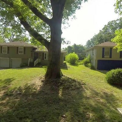 8512 Everett St, Raytown, MO 64138