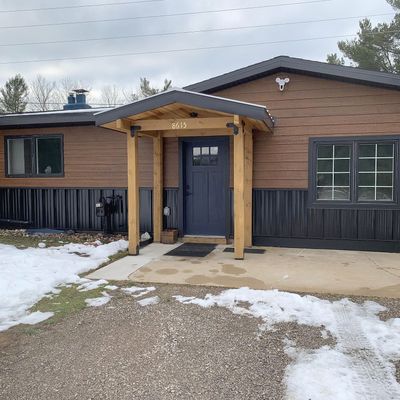 8615 Rapid City Rd Nw, Rapid City, MI 49676